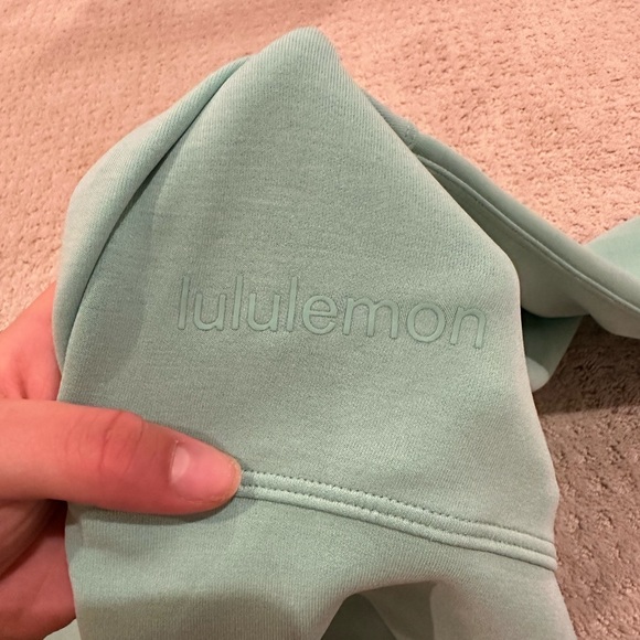 Lululemon softstreme perfectly oversized crew - Picture 2 of 2